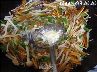 Stir-fried Enoki Mushroom recipe