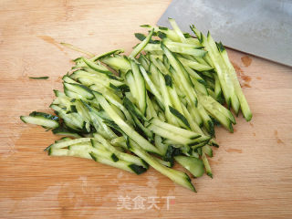 【tianjin】jellyfish Mixed with Cucumber recipe