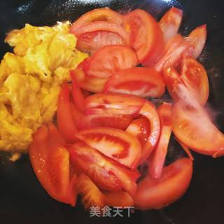 Tomato Scrambled Eggs recipe