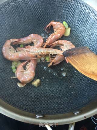 Stewed Shrimp with "radish" Shredded Carrot recipe