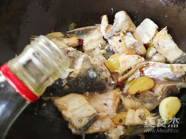 Sauerkraut Sea Bass Pot recipe