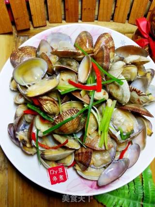 Stir-fried Clams recipe