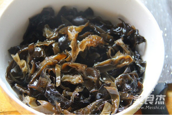 Fungus with Hemp Oil Cold Dressing recipe