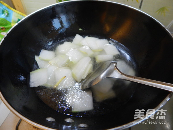 Winter Melon Meatball Soup recipe