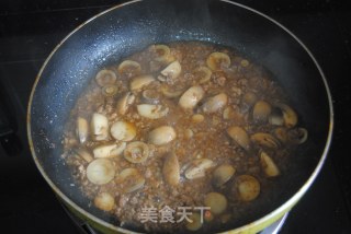 Shacha Straw Mushroom Meat Sauce Noodle recipe