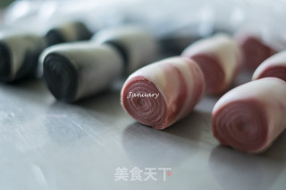 【shanghai】red Yeast Bamboo Charcoal Crisp recipe