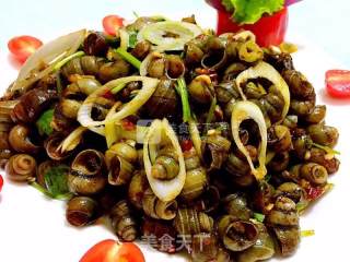 Stir-fried Escargot with Garlic Chili Sauce recipe