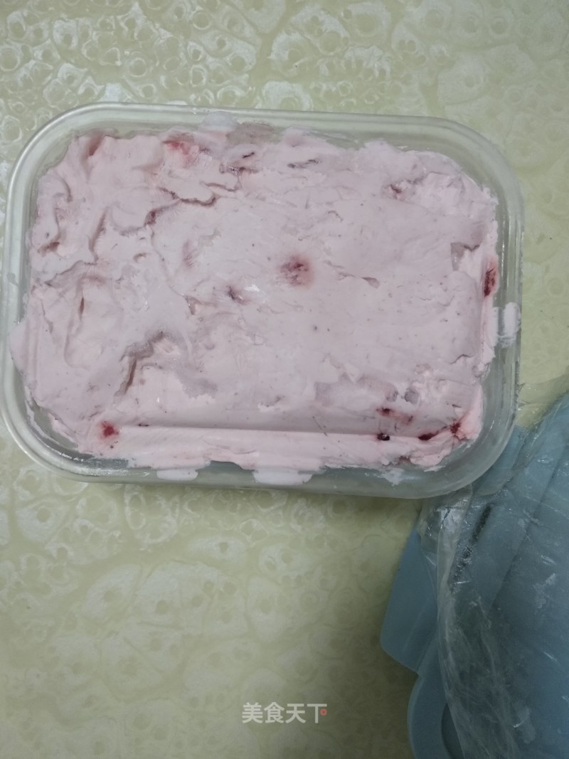 Strawberry Pulp Ice Cream recipe