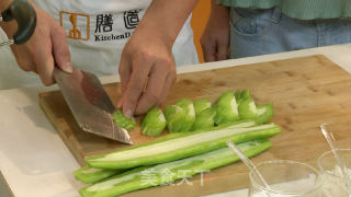 Stir-fried Bitter Gourd with Tempeh recipe