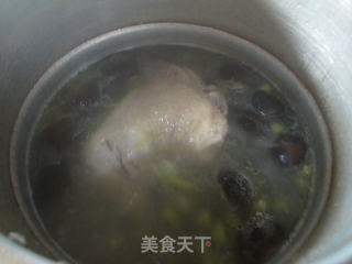 Mushroom and Edamame Chicken Drumstick Soup recipe