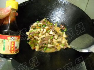 Soak Radish and Stir-fried Pigeon Gizzards recipe