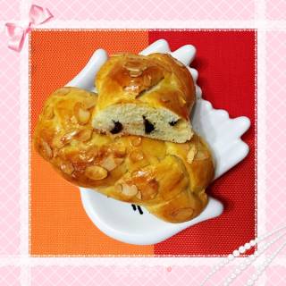 Dried Cranberry Braid Bun recipe