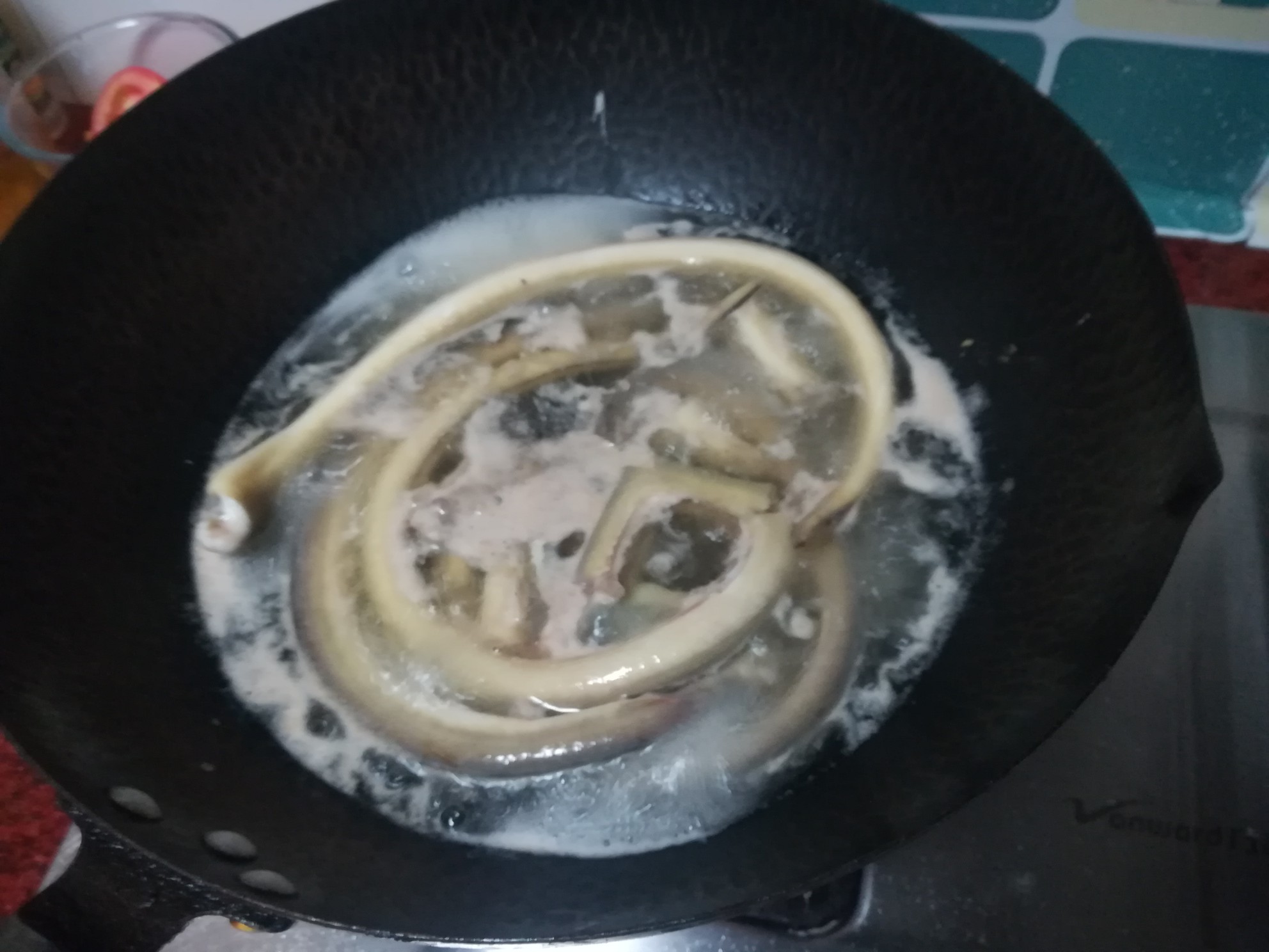 Eel and Astragalus Soup recipe