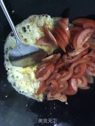 Tomato Scrambled Eggs recipe
