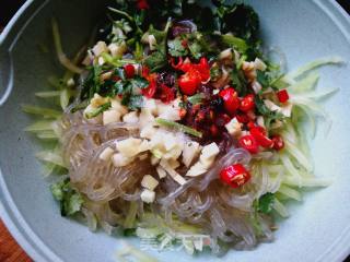 Lettuce with Vermicelli recipe