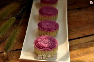 Two-color Black Sesame Snowy Mooncake recipe