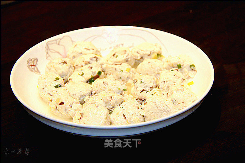 White Jade Balls are As Clean As Jade, So Heart is Quiet and Loves Life recipe