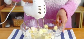 Coconut Biscuits recipe