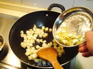 Private Beijing-style Stir-fry "three Ding Sauce" recipe