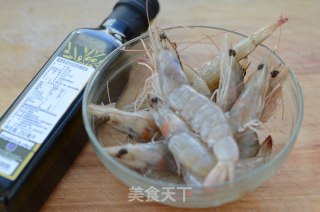 Fried Prawns with Olive Oil and Black Pepper recipe
