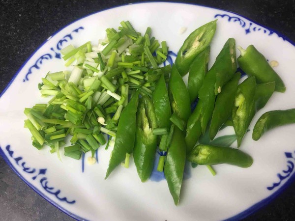 Vegetarian Stir-fried Cabbage Black Fungus recipe