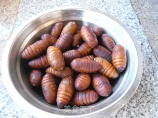 Dry Stir-fried Silkworm Pupa recipe