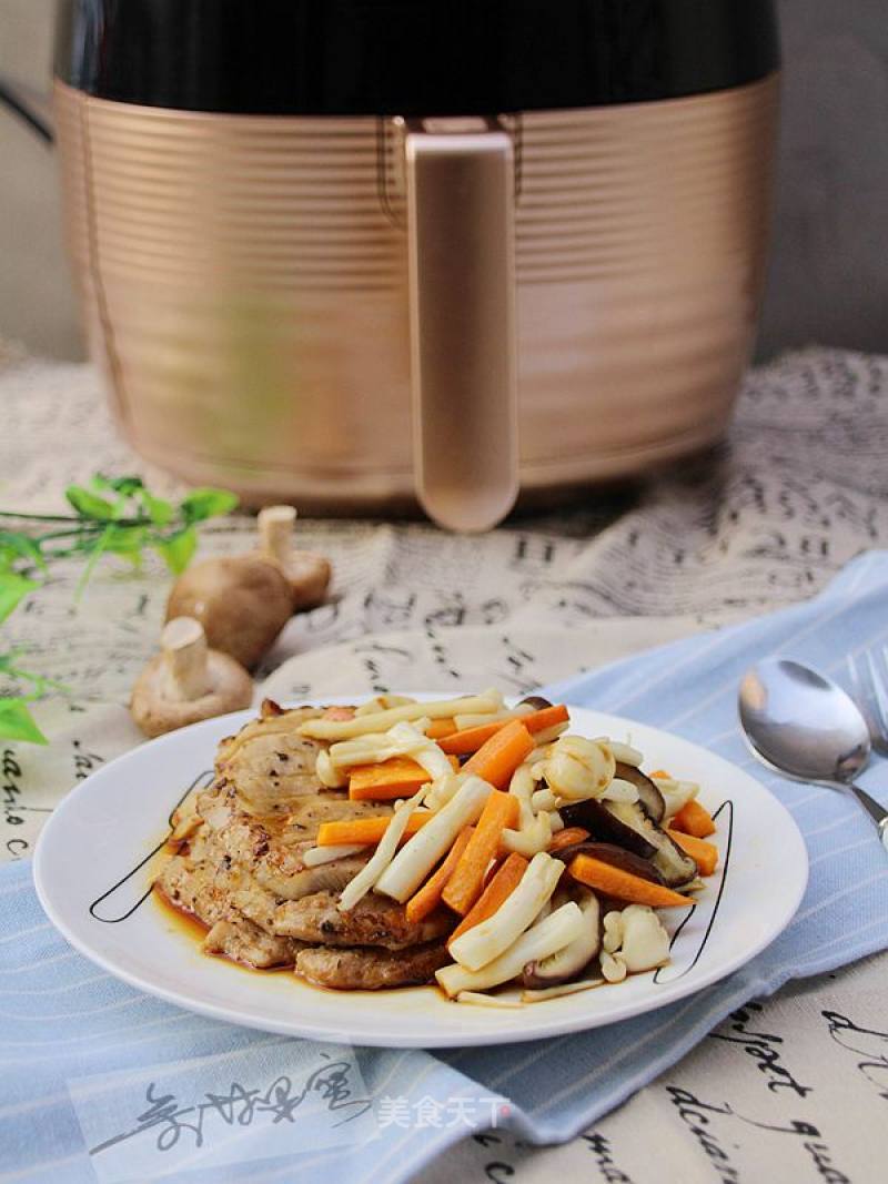 #trust之美#pork Chops and Mushroom Salad