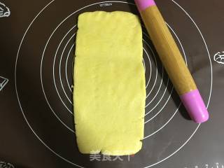 #四节baking Contest Cum is Love to Eat Festival#rose Flower Bean Paste Pie recipe
