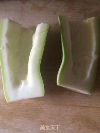 Zucchini Salad with Watermelon Peel recipe