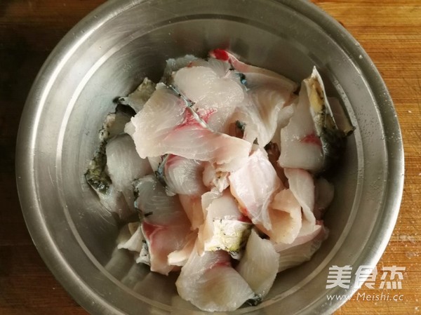 Poached Fish with Chopped Pepper recipe