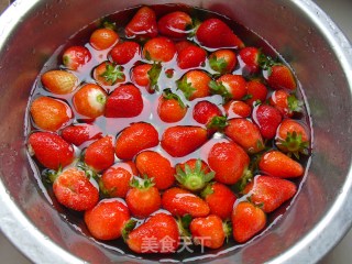 Strawberries in Syrup recipe