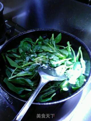 Stir-fried Small Green Vegetables recipe