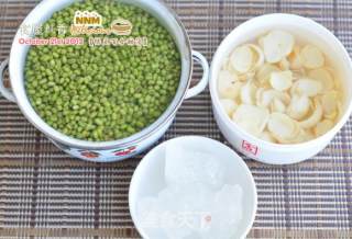 Autumn Lungs Drink-mung Bean Lily Sweet Soup recipe