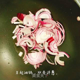 Stir-fried Hor Fun recipe