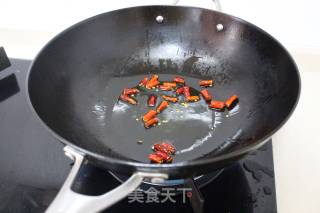 Stir-fried River Prawns with Leek recipe