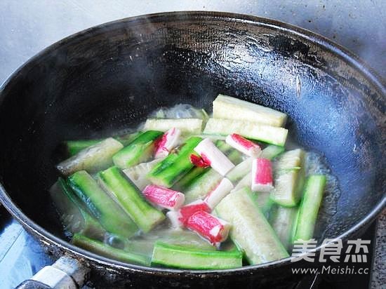 Crab Sticks and Loofah recipe