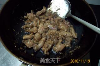 【autumn and Winter Green Shield】--- "scrambled Pigeon with Garlic and Fresh Shells" recipe