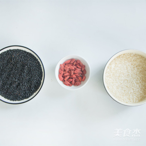 Love Hair Black Sesame Goji Porridge recipe