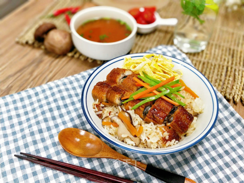 Japanese Eel Cooking Rice recipe