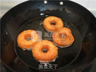 #aca烤明星大赛#chocolate Colorful Donuts recipe