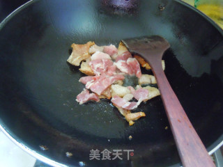 【fried Chili with Meat Slices】---a Good Anti-sense Recipe in Autumn recipe