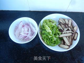 Green Pepper Shredded Pork Noodle recipe