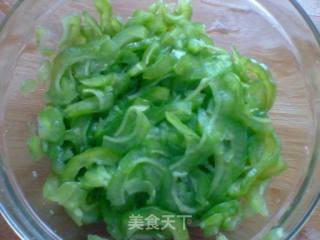 Stir-fried Bitter Gourd with Pickles recipe