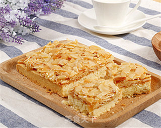 Caramelized Almond Crisp recipe