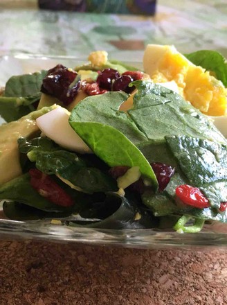 Baby Spinach and Avocado Salad recipe