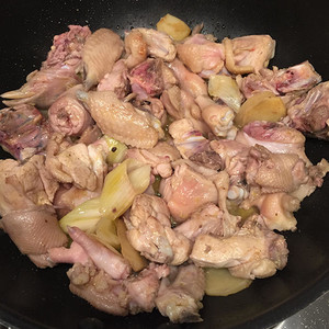 Chicken Stewed with Mushrooms recipe