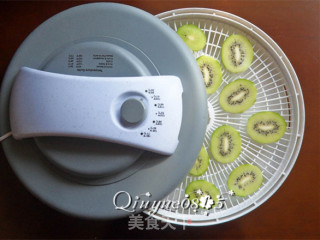 Homemade Dried Kiwi recipe