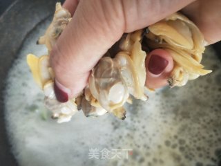 Cucumber Egg Clam Soup recipe