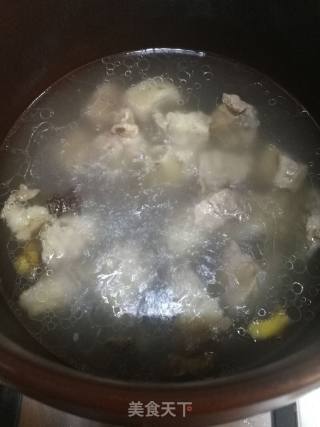 Seaweed Pork Ribs Soup recipe