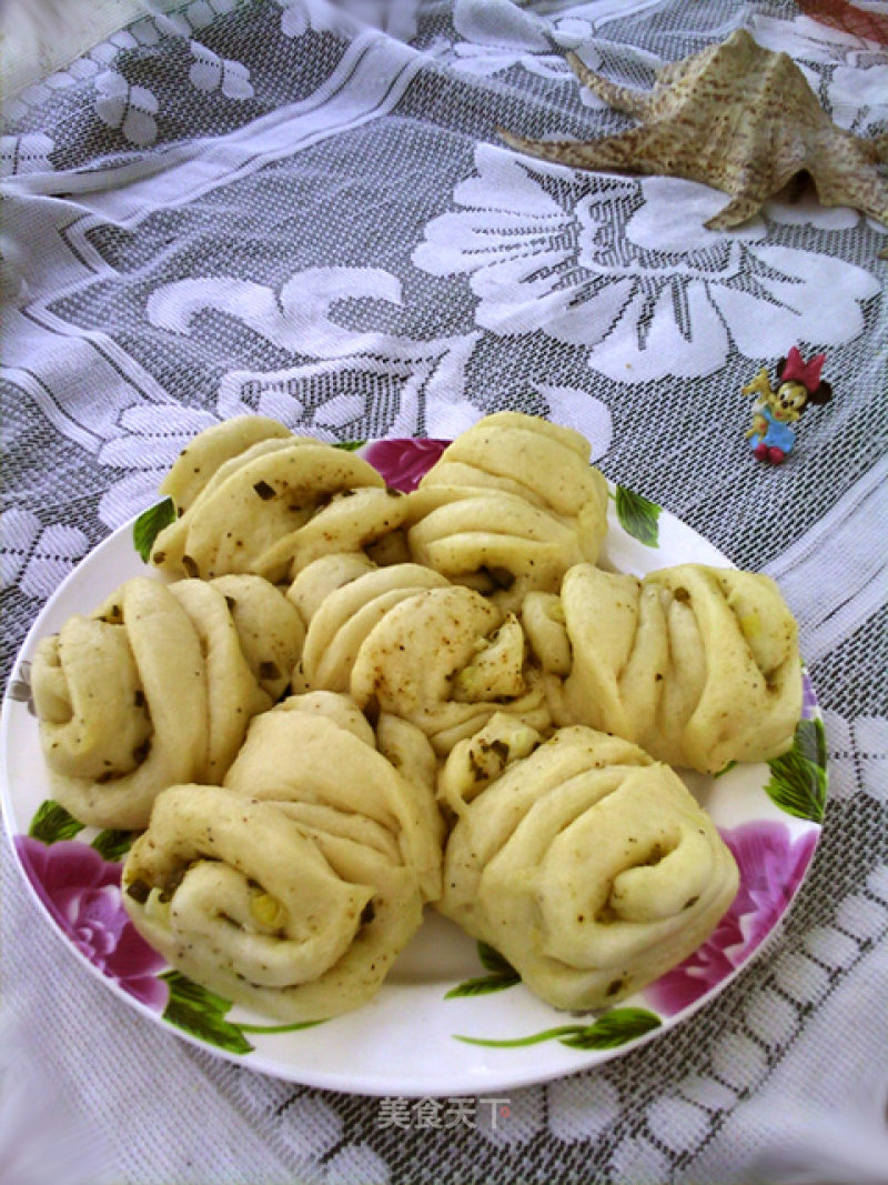 Scallion, Pepper, Salt and Okara Hana Roll recipe
